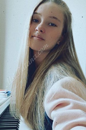 Анна, метро Бульвар Адмирала Ушакова
